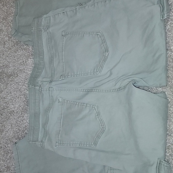 4/$18 Sincerely Jules green skinny cargo jeans - Picture 4 of 5